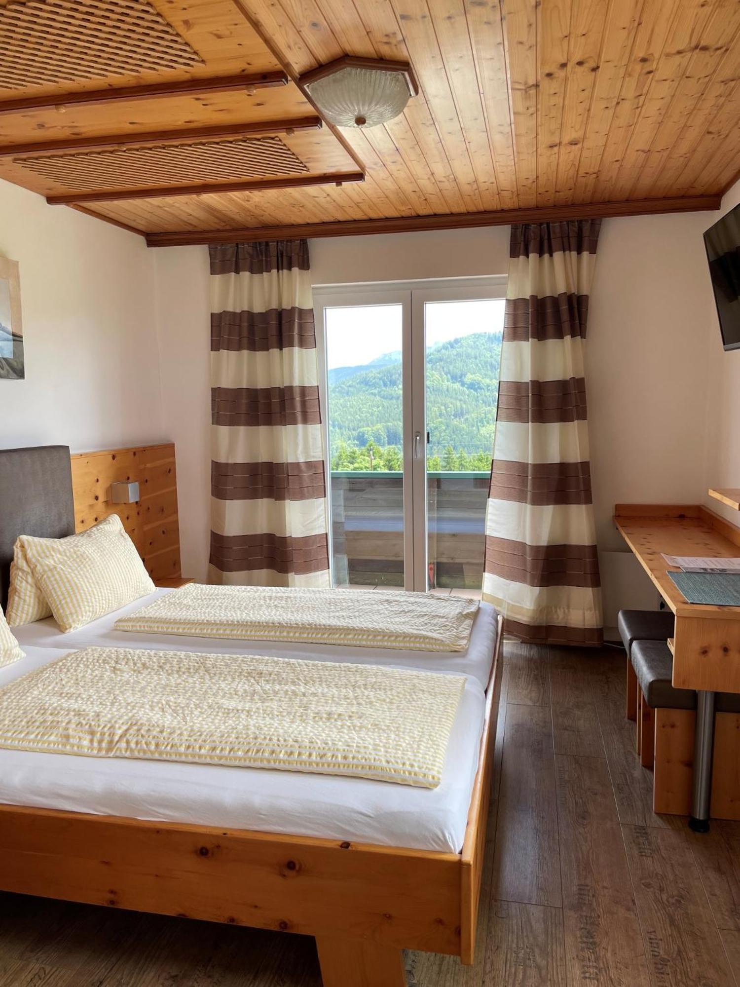Gasthaus Schoeberingerhof Weyregg am Attersee Dış mekan fotoğraf