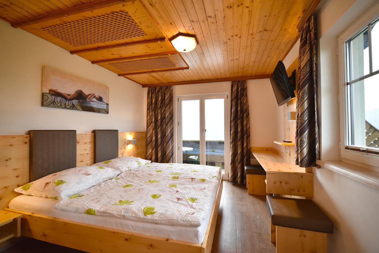 Gasthaus Schoeberingerhof Weyregg am Attersee Dış mekan fotoğraf